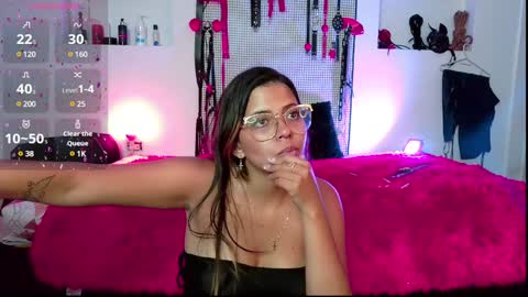 Snapshot of meggan_greey chatting on December 2024 01:15:02 AM Your best slave online show from December 2024 01:15:02 AM
