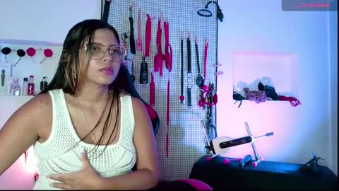 Snapshot of meggan_greey chatting on January 2025 09:23:02 PM Your best slave online show from January 2025 09:23:02 PM