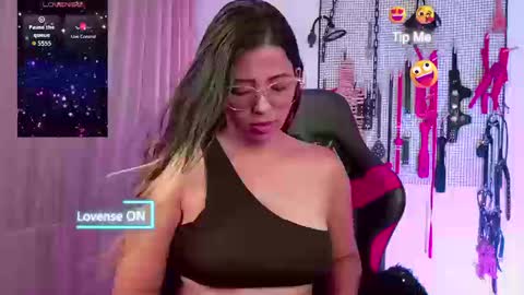 Snapshot of meggan_greey chatting on September 2025 09:58:01 PM Your best slave online show from September 2025 09:58:01 PM