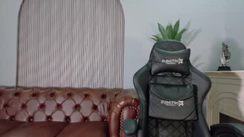 MEGGAN LUXX online show from July 2026 11:05:02 AM