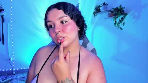   online show from November 2025 11:37:01 PM