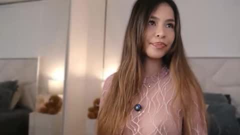 Meggui online show from June 2026 09:22:01 AM