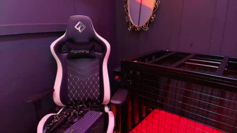 Megahn online show from October 2025 03:04:01 AM