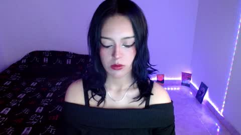 Snapshot of mei04_ chatting on February 2026 10:03:01 PM Melissa online show from February 2026 10:03:01 PM