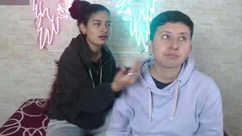 mei and gaby online show from October 2025 03:42:02 AM