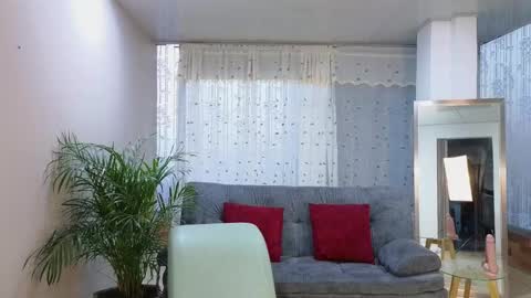 Snapshot of mei_naughtycat chatting on February 2025 10:31:02 PM Mei online show from February 2025 10:31:02 PM