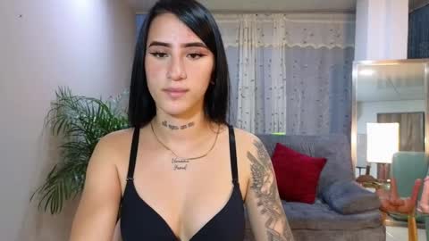 Snapshot of mei_naughtycat chatting on February 2025 11:10:02 PM Mei online show from February 2025 11:10:02 PM