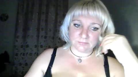 Snapshot of meilomawesa chatting on September 2025 10:22:01 PM MeilomaWesa online show from September 2025 10:22:01 PM