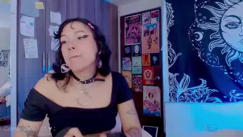 Snapshot of mel_dahlia chatting on October 2025 04:59:02 PM Melissa - - Please help me to reach 100 thumbs up online show from October 2025 04:59:02 PM