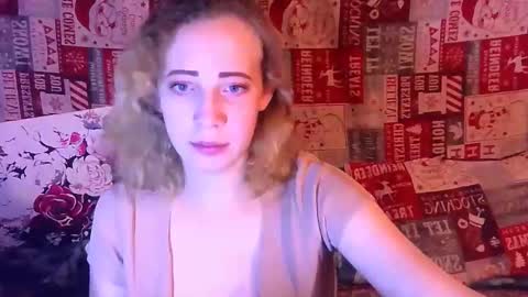 Snapshot of mel_mellie chatting on March 2025 08:52:01 PM Mel Mellie online show from March 2025 08:52:01 PM