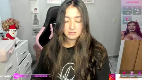 Melaany  online show from January 2026 12:46:01 AM