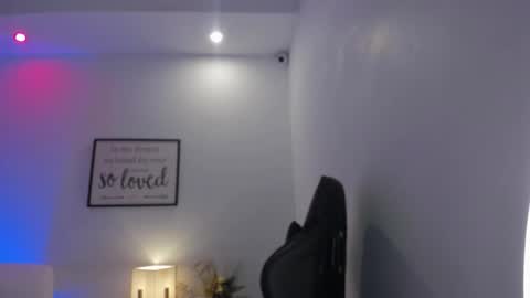 melan_owen online show from March 2026 11:02:01 AM