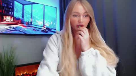 Melania online show from December 2025 02:44:01 PM