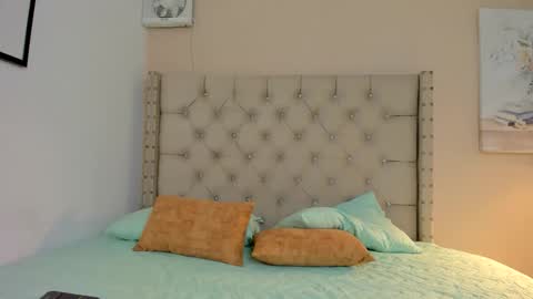 melania_xtreme online show from March 2026 02:22:01 AM