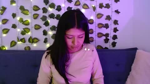 Snapshot of melanie_18_ chatting on June 2026 10:48:01 PM melanie online show from June 2026 10:48:01 PM