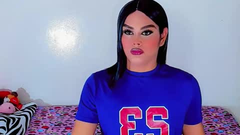 melanie_dolls online show from November 2025 12:11:02 PM