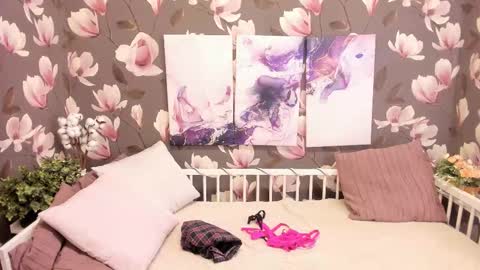 Melanie online show from October 2025 10:03:02 AM