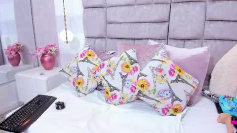 melaniee_joness online show from June 2026 05:39:01 PM