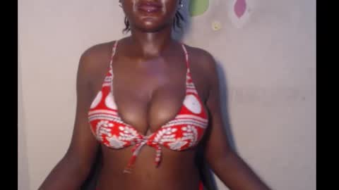 Snapshot of melanin_coco chatting on September 2025 08:24:02 PM Bene online show from September 2025 08:24:02 PM
