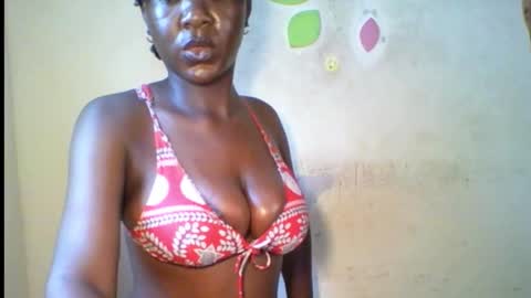 Snapshot of melanin_coco chatting on October 2025 11:31:01 AM Bene online show from October 2025 11:31:01 AM