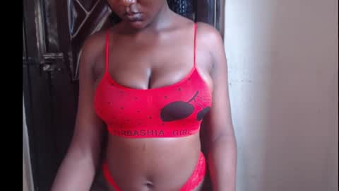 Snapshot of melanin_coco chatting on October 2025 11:54:01 AM Bene online show from October 2025 11:54:01 AM