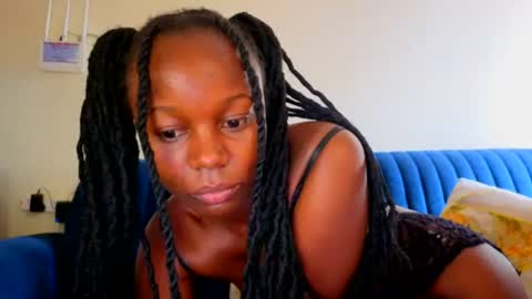 Snapshot of melanin_sassy96 chatting on June 2026 01:33:01 PM bad lil shawry online show from June 2026 01:33:01 PM