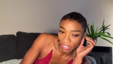 melaninmelanix online show from February 2026 05:45:01 AM