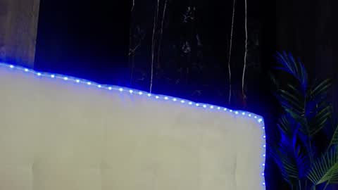 melanniebrown online show from February 2026 05:04:01 AM