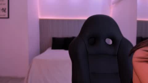 melany_hoffman online show from October 2025 07:56:02 PM