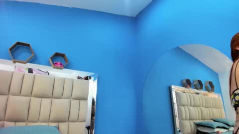 Melany  online show from February 2026 01:15:01 PM