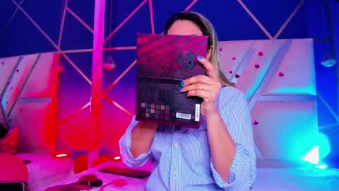 Melany  online show from February 2025 11:55:01 AM