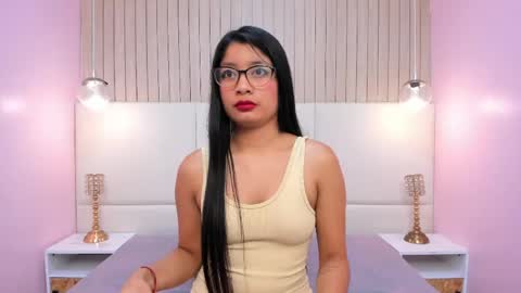 Snapshot of melanywayne_ chatting on April 2026 06:43:01 PM Melany online show from April 2026 06:43:01 PM