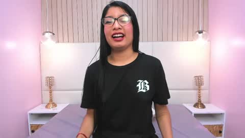 Snapshot of melanywayne_ chatting on April 2026 05:52:02 PM Melany online show from April 2026 05:52:02 PM