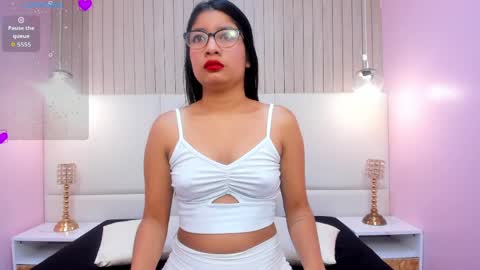 Snapshot of melanywayne_ chatting on June 2026 11:34:02 AM Melany online show from June 2026 11:34:02 AM