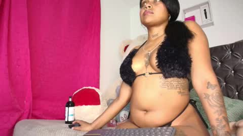 Snapshot of melanyy_miller chatting on November 2025 11:09:01 PM melanny online show from November 2025 11:09:01 PM