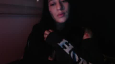 Snapshot of melgy_ chatting on May 2026 06:22:01 AM Mel online show from May 2026 06:22:01 AM