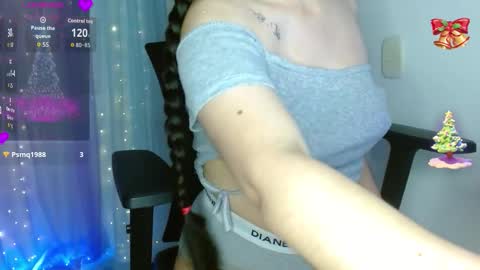 Snapshot of meli_1212 chatting on December 2025 09:32:02 PM meli_1212 online show from December 2025 09:32:02 PM