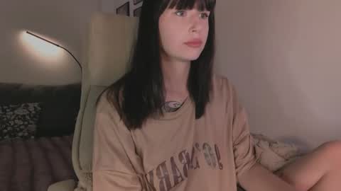 Melina online show from December 2025 08:49:01 PM