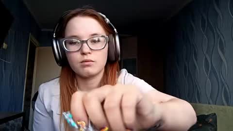 Sofia online show from April 2026 01:03:02 PM