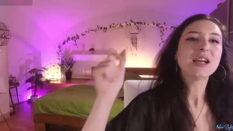 Melina Styles online show from April 2026 08:57:02 PM