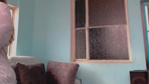 Melinda online show from December 2025 01:16:02 PM