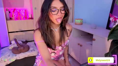 Melissa online show from September 2025 10:22:01 PM