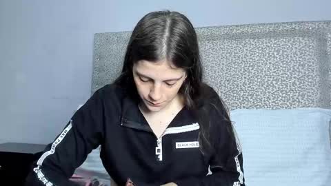 Snapshot of melisabostton_ chatting on February 2025 01:06:01 PM Melissa online show from February 2025 01:06:01 PM