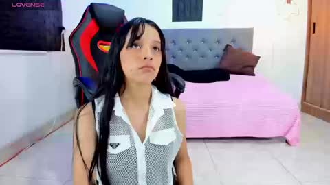 Melissa SC online show from September 2025 08:31:02 PM