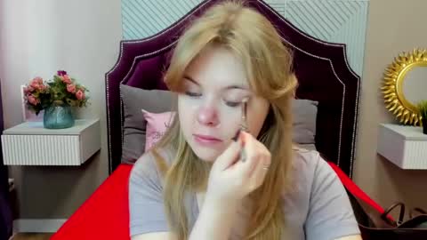 Sophia online show from April 2026 05:30:01 AM