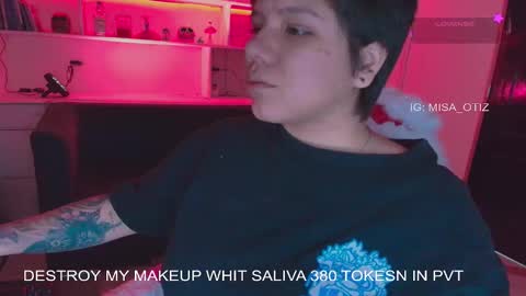 Lissa  online show from November 2025 11:45:01 AM