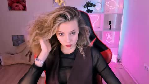 Melissa online show from March 2025 04:24:01 PM