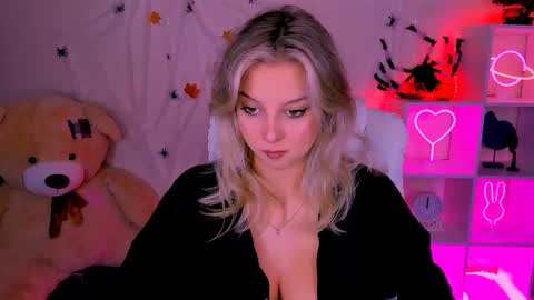 Melissa online show from October 2025 04:29:01 PM