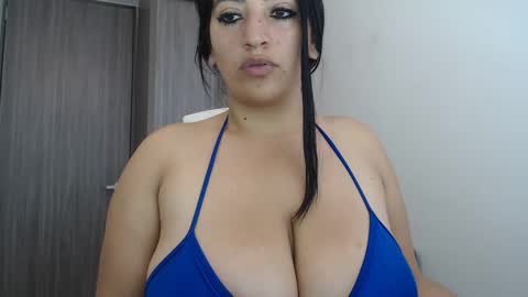 Snapshot of melissa_sexytits chatting on February 2025 03:29:01 PM Lau   online show from February 2025 03:29:01 PM