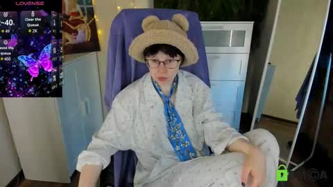 Snapshot of melissa_wells chatting on October 2025 07:39:01 AM Melissa online show from October 2025 07:39:01 AM